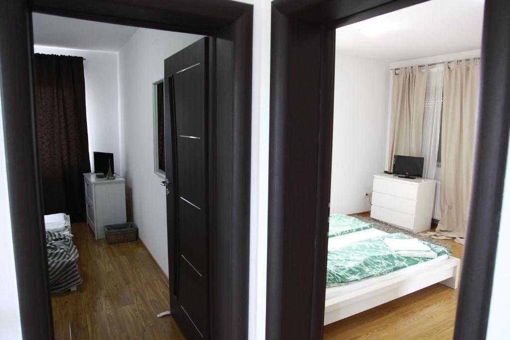 Casa File De Poveste Târgu Jiu Zewnętrze zdjęcie