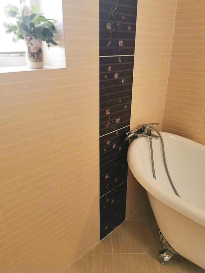 Casa File De Poveste Târgu Jiu Zewnętrze zdjęcie