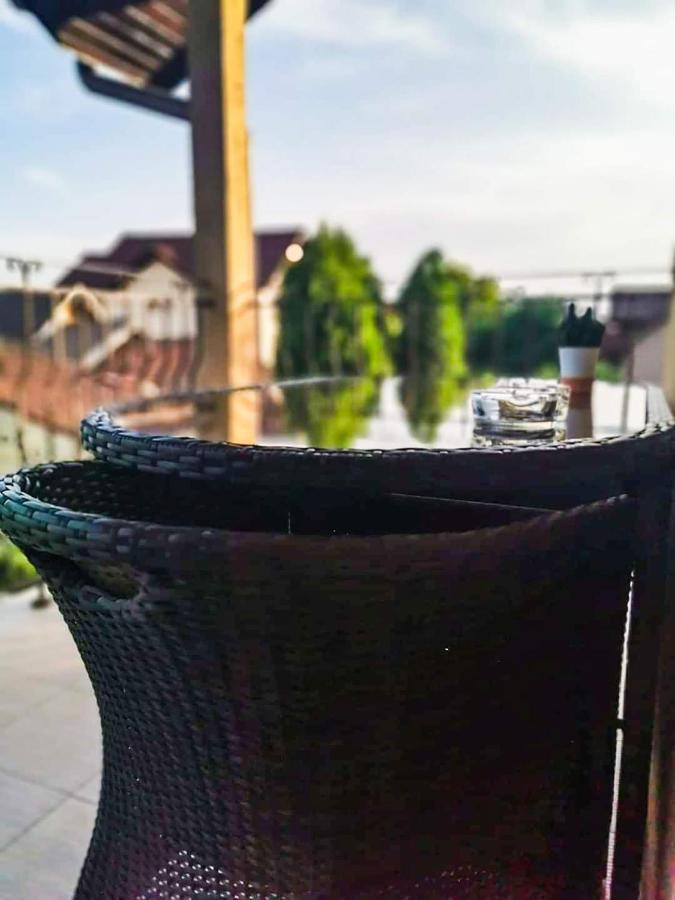 Casa File De Poveste Târgu Jiu Zewnętrze zdjęcie